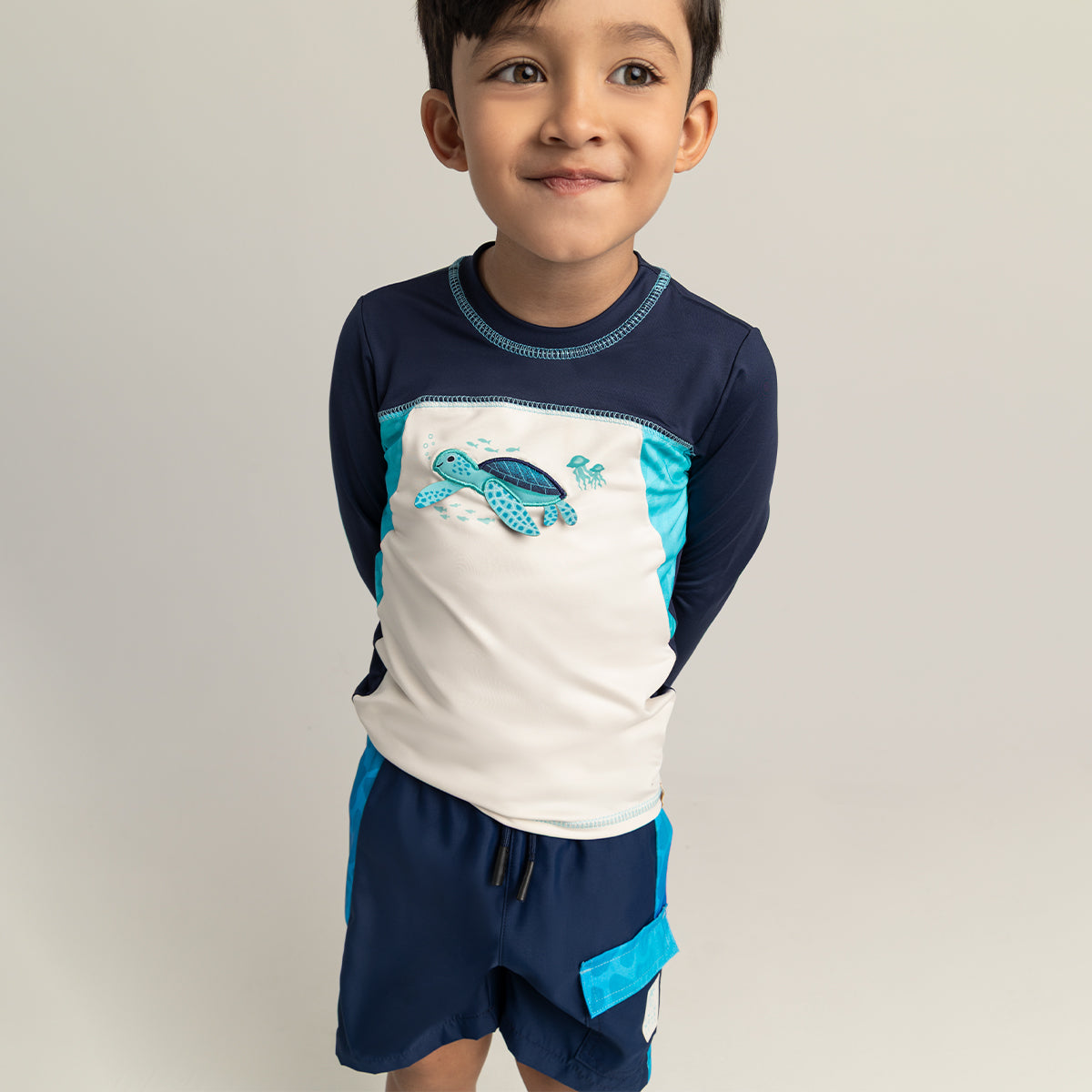 swim shorts-cargo pocket