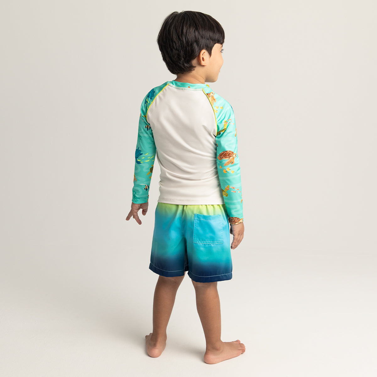 Long-sleeved T-shirt