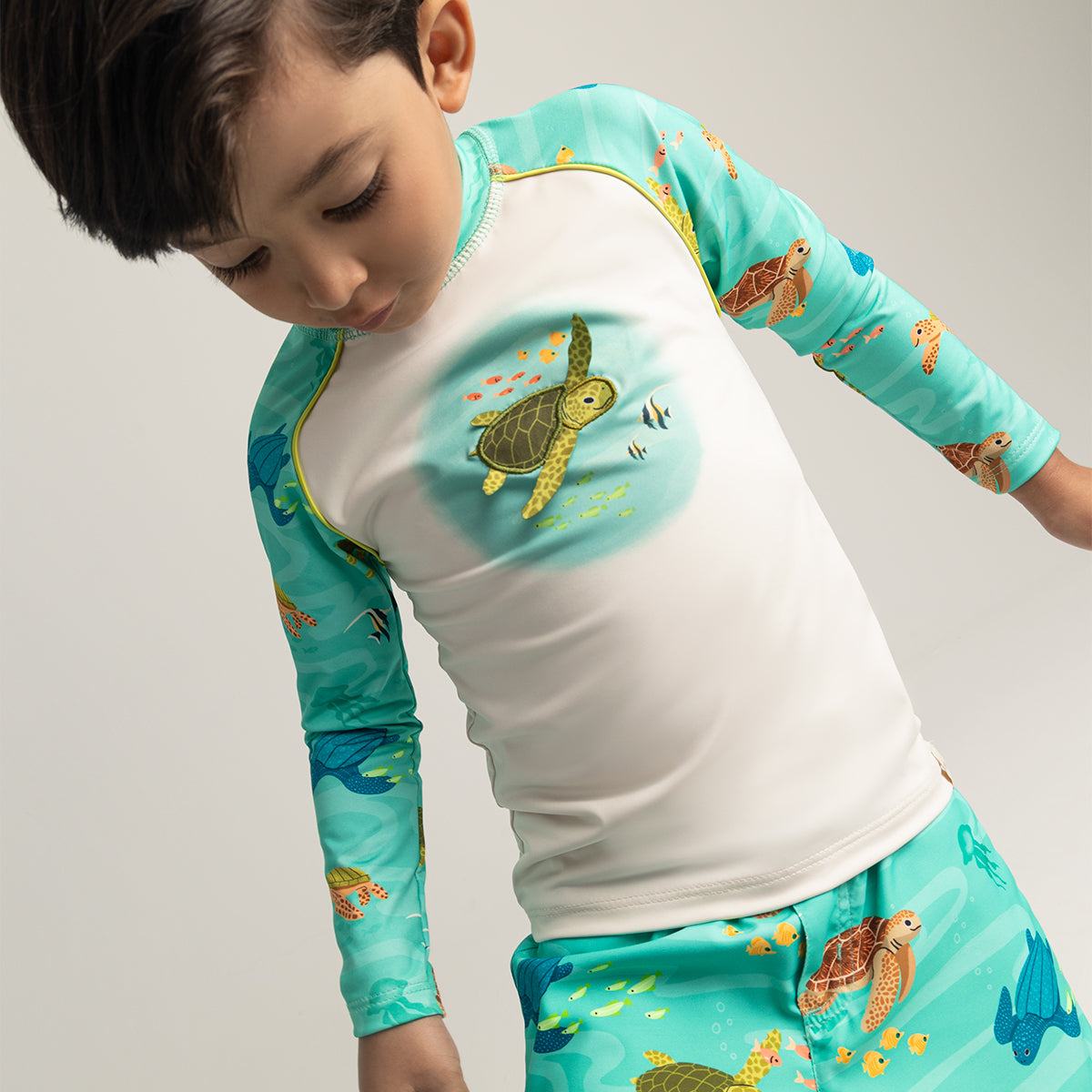 Long-sleeved T-shirt