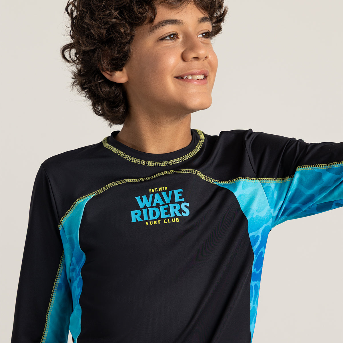 Long-sleeved T-shirt/black and blue