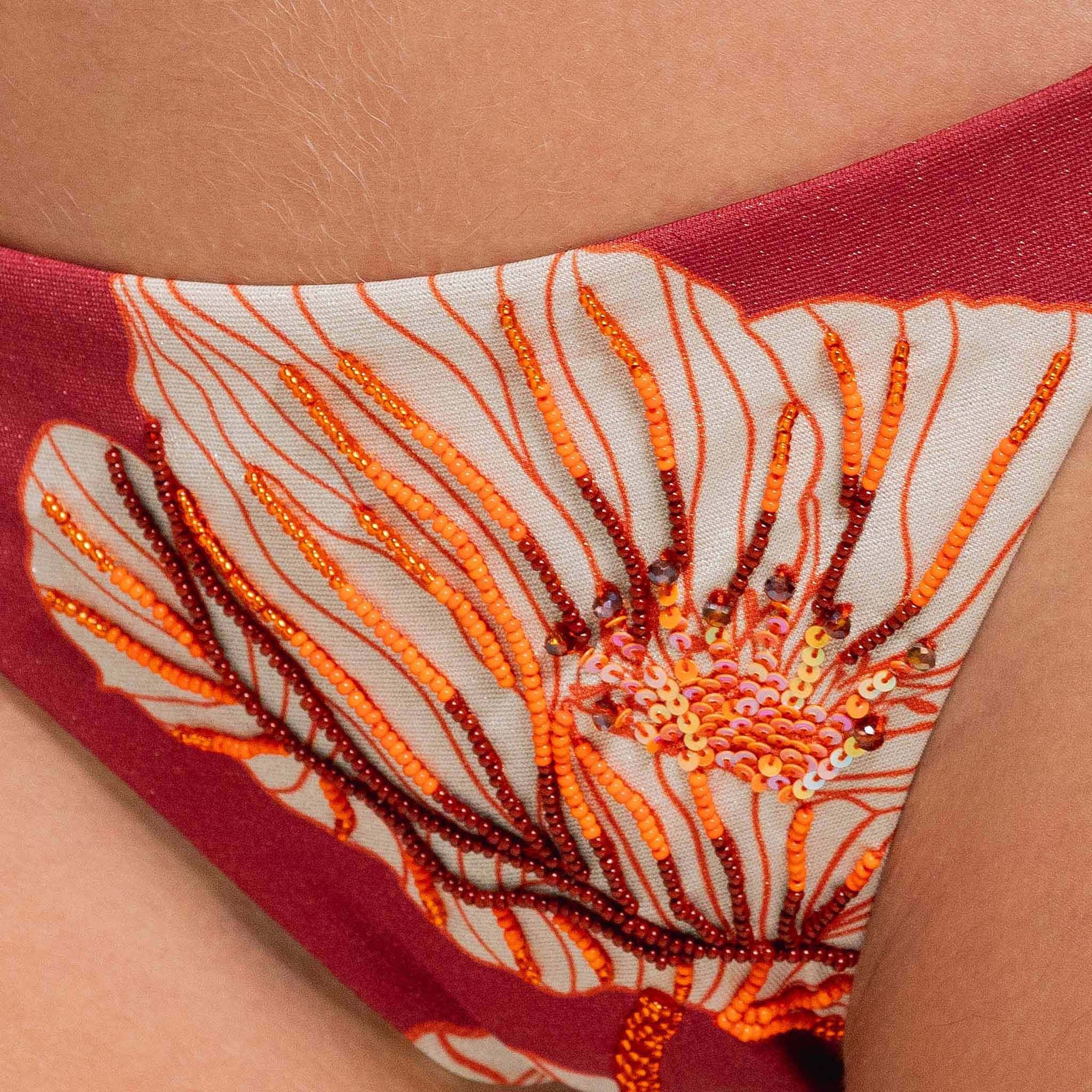 TIE SIDE BOTTOM (CHEEKY)