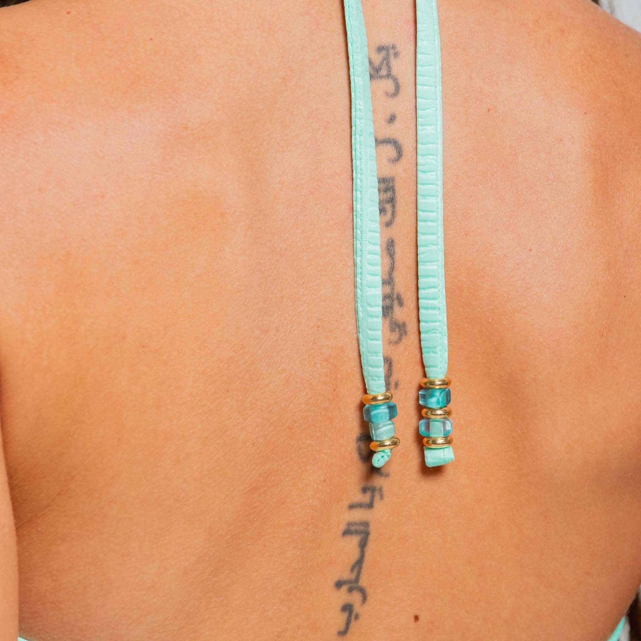 HALTER CUT OUT ONE PIECE (MODERATE)